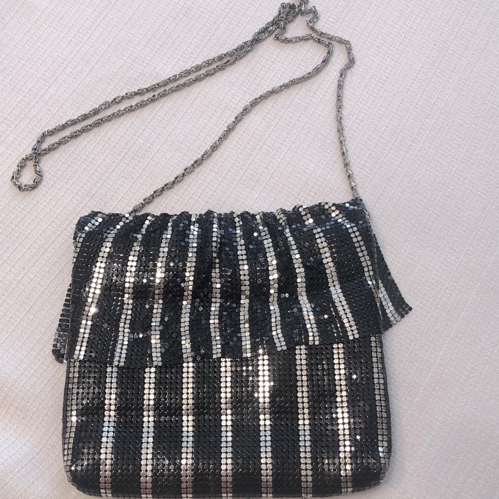 Vintage metal mesh shoulder bag.